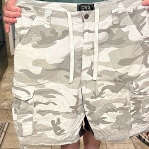 Men's Camouflage Cargo Shorts - White and Gray